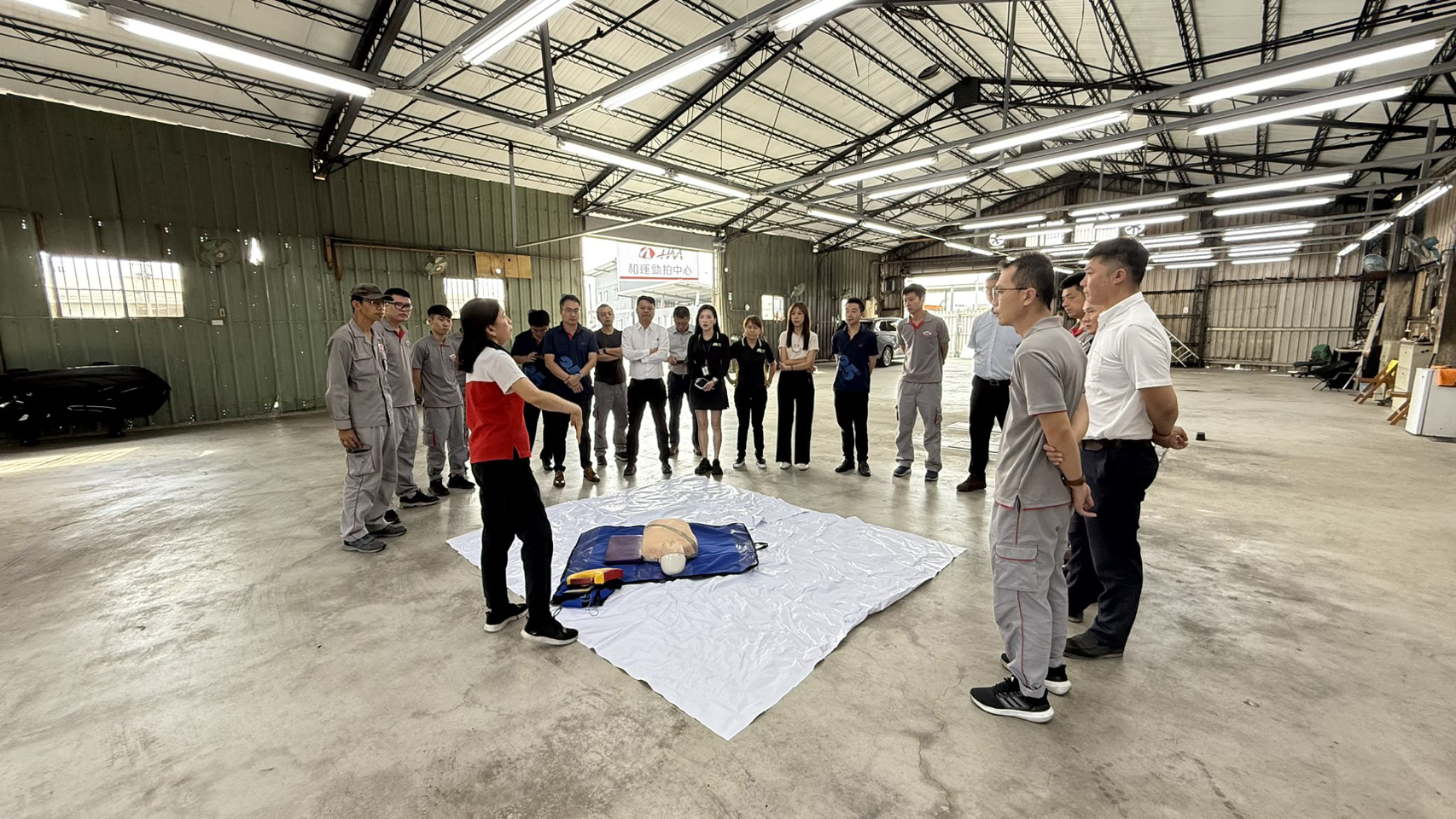 全方位健康照護健康檢查人均 6,846元 / 臨場醫護160人次諮詢 / 18場次AED&CPR訓練 